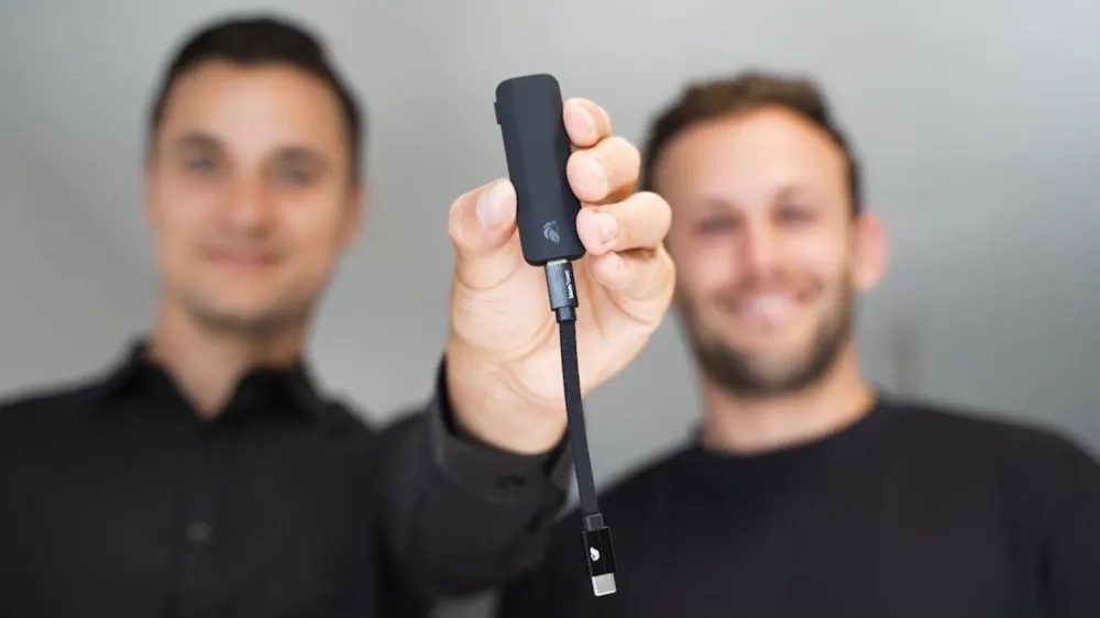 Leo: the Battery Life Extender