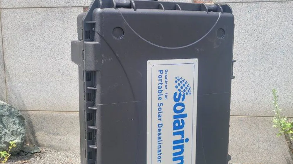 Desalinno 100A: Portable solar-powered desalination unit.